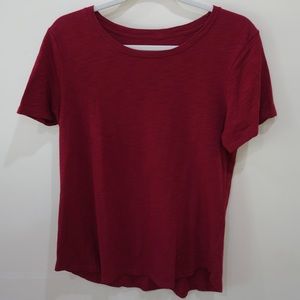 Old Navy EVERYWHERE short-sleeve shirt in wine - Medium